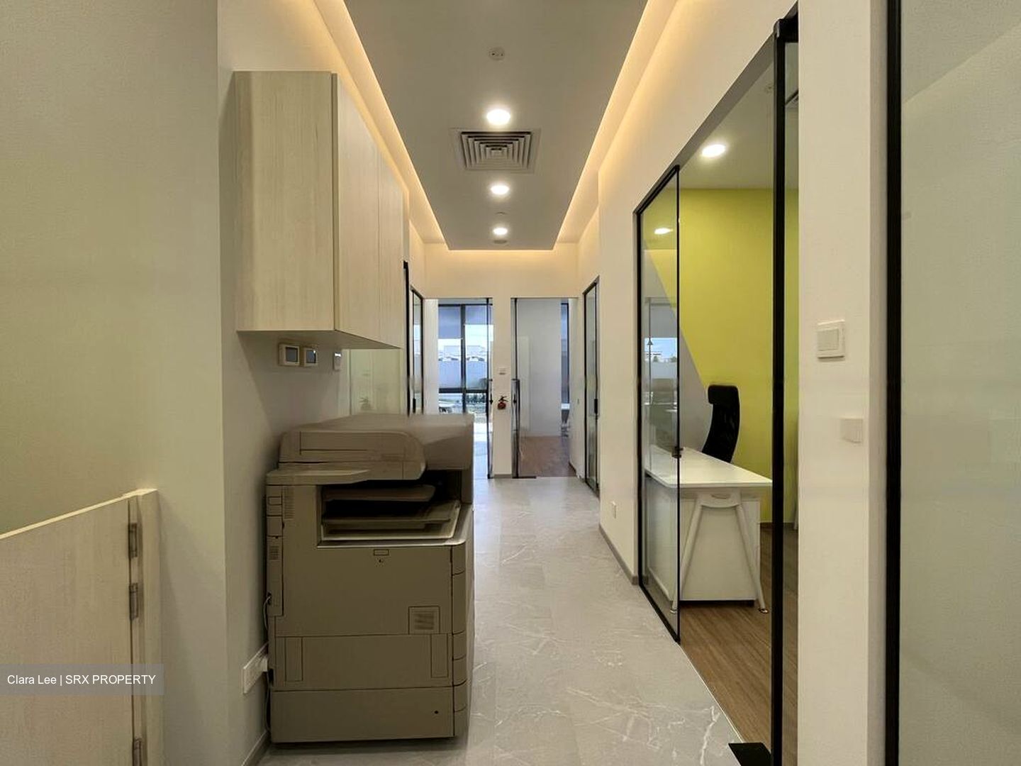 Woods Square (D25), Office #462633341